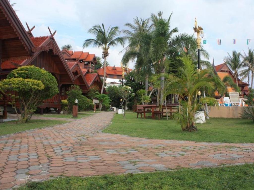 Grand Sea Beach Resort Haad Rin Exterior photo