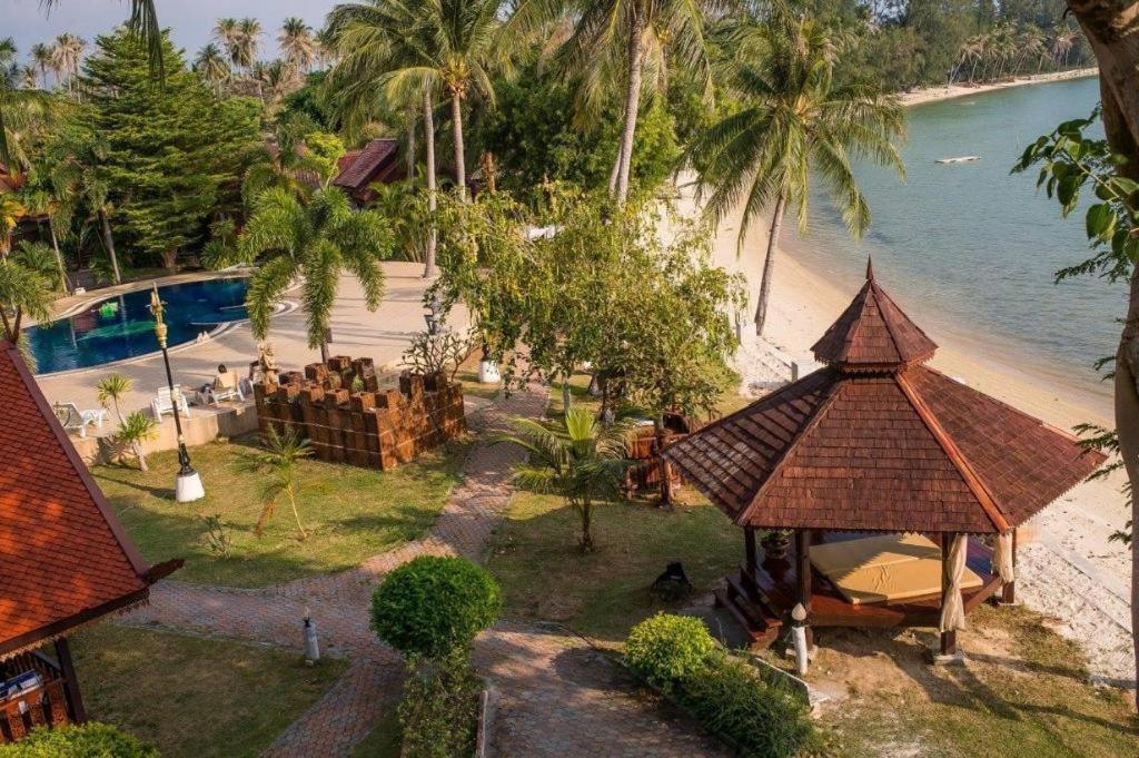 Grand Sea Beach Resort Haad Rin Exterior photo